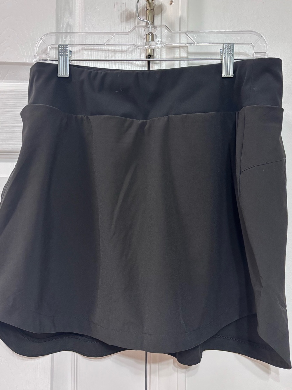 NWOT Free fly active breeze skort